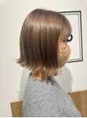 外ハネショートボブ