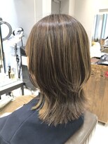 ネオリーブギンザ 銀座店(Neolive GINZA)&nbsp;大人女性に人気の立体感が素敵なハイライト　オリーブカラー