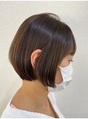 ショートボブ　ナチュラルブラウン