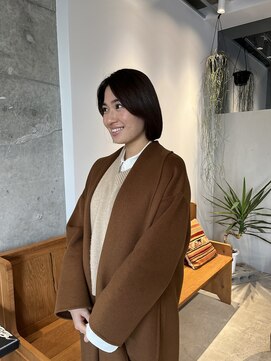 ミリ(milli Produce by ITAKURA) まとまるボブ毛流れバング