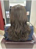 シークレットハイライト　オリーブベージュ　白髪ぼかし