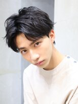 ルーツ(ROOTS)&nbsp;人気のセンターパートでつくるニュアンスパーマ