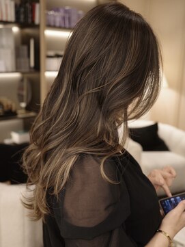 トラント ミル(TRENTEMILLE) バレイヤージュ