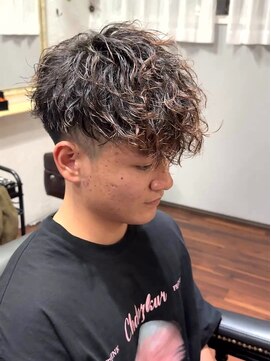 スペインカール【メンズ/パーマ/眉毛/沖縄市/美里】