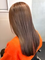 オジョマノ(OjOmano)&nbsp;〈k6〉大人ショートハイライト髪質改善キッズカット前髪30代40代