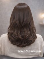 グレースドットエヌ(grace.N)&nbsp;ツヤ髪×ゆるふわ大人可愛いスタイル