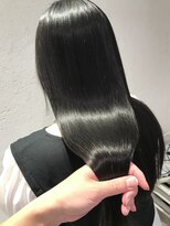 ヨウ バイ アミー 横浜(YEAU. by amii)&nbsp;【横浜】鏡面のような艶髪◎髪質改善で極上黒髪美髪に