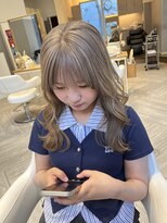 アヴァンス 広島本通店(AVANCE.) ミルクティーグレージュ
