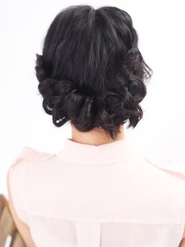 美容室ソラ 小岩店(sora) ～マッシュバング～編みこみアレンジ～艶カール～【小岩】