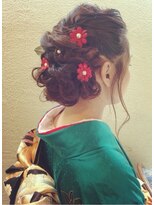 あだち美容室 宮の森店&nbsp;和装着物へアセット★振袖・袴・訪問着に（成人式・卒業・入学）