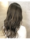 グレージュ細めハイライト