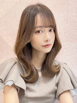 ルームバイシー 新宿(Loom. by Sea) 【Loom 林】くびれミディアム×ペールベージュ/似合わせカット