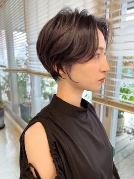 キアラ(Kchiara) センターパートハンサムショート福岡kchiara川野直人