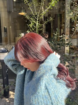 セブンベルベット(7 Velvet) チェリーレッド【円口睦】