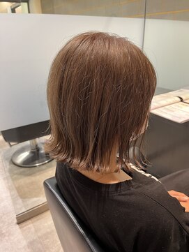 アヴァンス アリオ鳳店(AVANCE) ミルクティーグレージュ