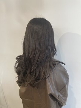 クオーレ(CUORE) ダークグレージュカラー