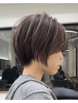 ミユーズ 表参道(Miyu's) 白髪ぼかし/脱白髪染め】で大人女性をより美しく