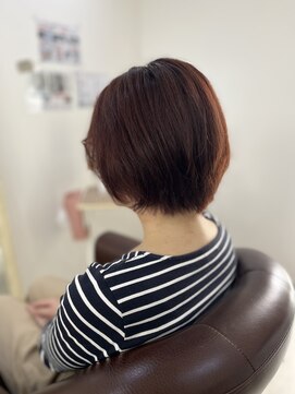 ラムーア(Rahm.) 柔らかピンクベージュ×ショートスタイル