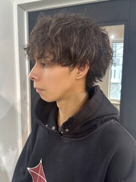 ビビバイベル(BiVi by BHEL) 桑名メンズパーマフェザーパーマフェザーショートコンマヘア韓国