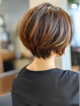 【白髪ぼかしカラー&髪質改善専門】骨格・髪質に合わせたご提案でお悩み解決！自然なボリュームUPにも◎