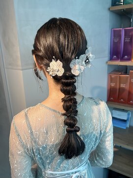 シャルムバイケンジ(Charm.by KENJE) 【編み込みポニー】 お呼ばれにも◎大人かわいいスタイル