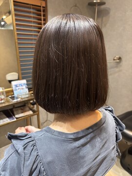 シーインフィニート 蔵前店(C∞) 艶ボブ+オリーブベージュカラー