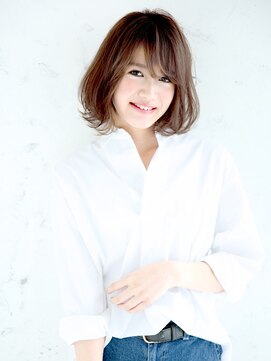 ジジ(GIGI) ひし形×外ハネカールボブ