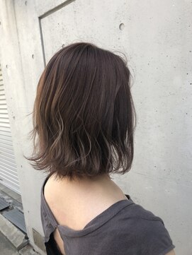 リゴッツ ドゥア プトゥリ(Regottz dua putri) ハイライト × ホワイトベージュ＊