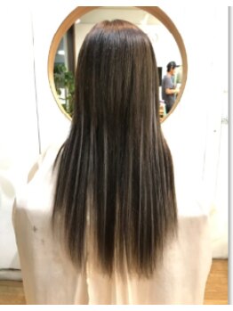 エポカオナハマ(epoca onahama)の写真/綺麗を維持していつまでも憧れられる美髪に！360℃どこから見てもうる艶の髪へと導きます◎