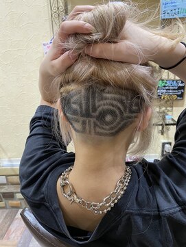 サムブリッジ(SOMEBRIDGE) ☆ バリアート　× マシーン柄　★ （SOMEBRIDGE 亀有）