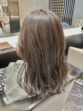 シファー(~Cifer) マロンベージュ/プラチナカラー/艶カラー/髪質改善/お客様ヘア☆