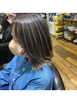 ヘアデザイン ノア(Noa) シャドウルーツ