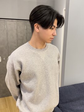 ジアン バイ ミルボン NU茶屋町+(GIEN by milbon) メンズ韓国俳優センターパートマッシュヘアカットスタイル