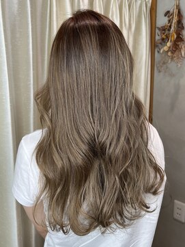 プールトワ(pour toi) 外国人風バレイヤージュ★透明感グレージュ