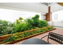 ラミン(LAMIN)の雰囲気（バルコニー付きの開放感抜群なフロアが当店の自慢です！）