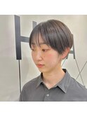 耳掛けショートボブ/襟足束感ショート/アッシュベージュ