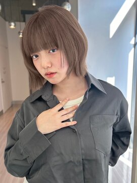 ユーフォリア 青山(Euphoria) ☆ヌーディカラー/小顔ヘア/大人ボブ/前下がりレイヤーボブ