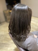 ダンディゾン ブルー 神楽坂(Dans Dix ans bleu) 【Dans Dix ans】愛され小顔に見せるヘアスタイルは…顔回り勝負