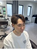 ニュアンスパーマツーブロック刈り上げセンターパート