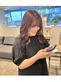 ベージュカラー