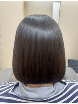 アンジュール コロレ(1//jour colore) 自然な縮毛矯正で乾かしただけで決まる【艶ボブ