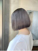 H .　【エイチ　ドット】&nbsp;グレージュ/ボブスタイル/銀座