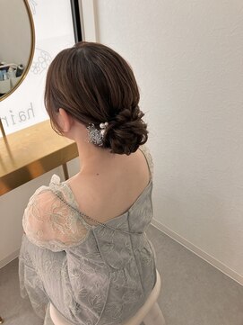 ヘアビジュー(hair bijou) ふわふわシニヨン
