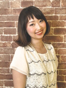 あだち美容室 アンフローリア(en fleurir) オトナのショートバング！個性派ボブ