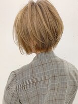 リヴ オオサカ(LIV OSAKA)&nbsp;【 LIV OSAKA 】小顔に見えるワンサイドショート_1７