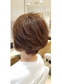 大人可愛いい耳掛けショートボブ