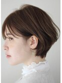 耳かけショートボブ 丸み ショートヘア 伸ばしかけショート