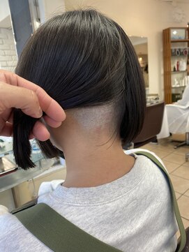 あさひ 襟足すっきりツーブロックボブ