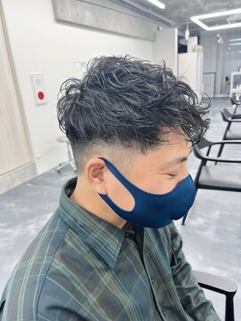 シュク 高円寺(SYUK) kanna【高円寺中野】スペインカール/メンズパーマ/刈り上げ