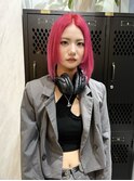 ビビットピンクカラー